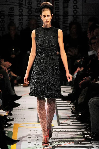 Look 38